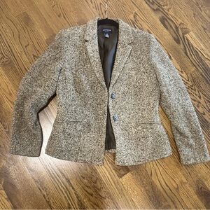 Gorgeous Petite Ann Taylor Tweed Brown Wool Blazer Tailored Fit Notched Lapel